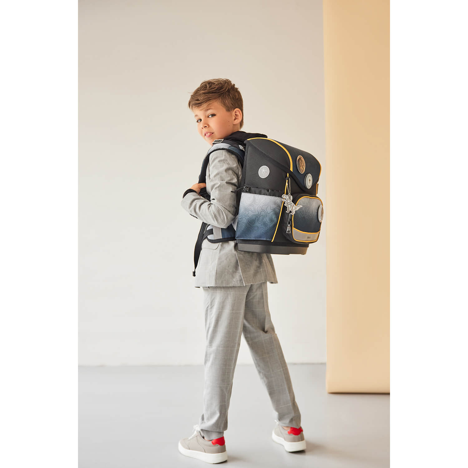 Premium Školska Torba Compact Plus Black-grey